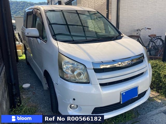2007 Toyota Noah