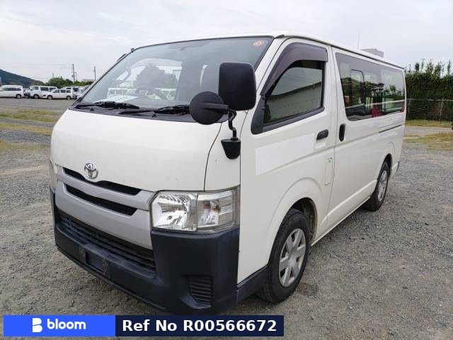 2015 Toyota Hiace V
