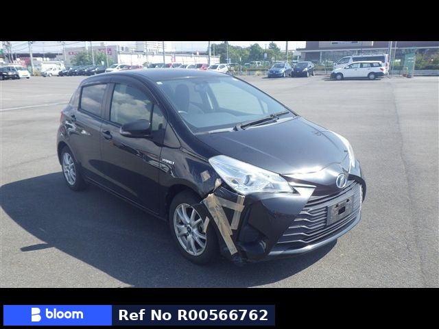 2017 Toyota Vitz HV