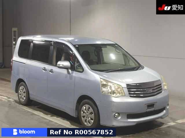 2011 Toyota Noah