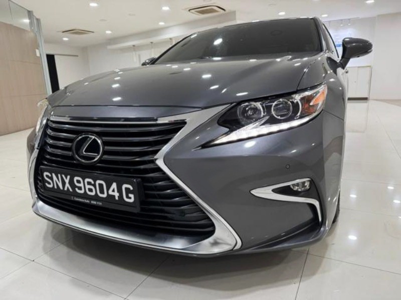 2016 Lexus ES
