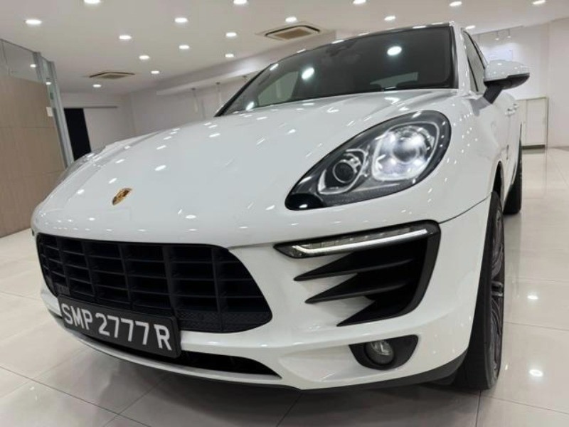 2016 Porsche Macan