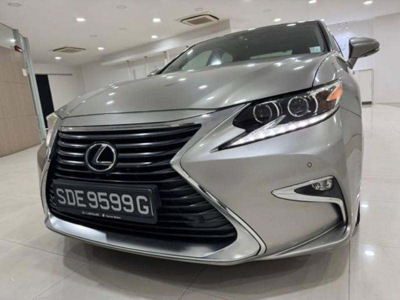 2016 Lexus ES