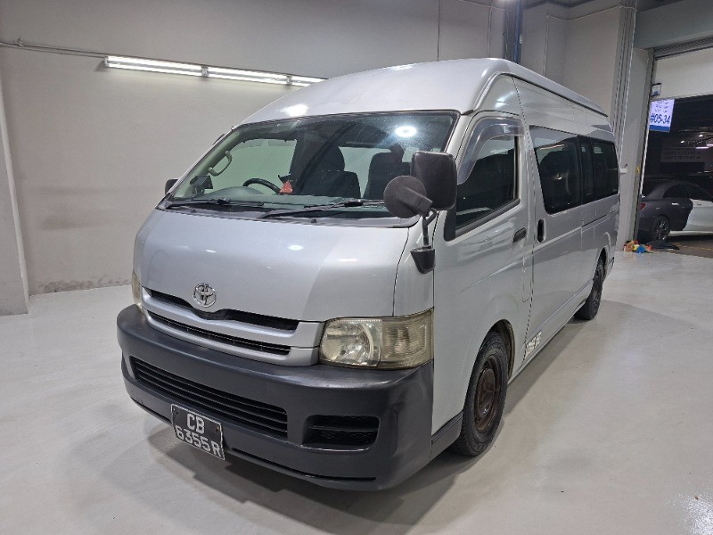 2008 Toyota Hiace Commuter