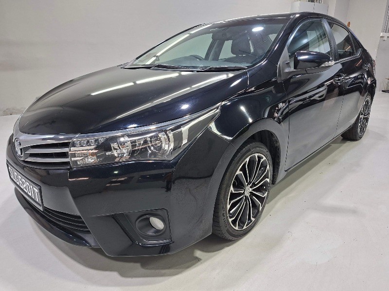 2016 Toyota Corolla Altis