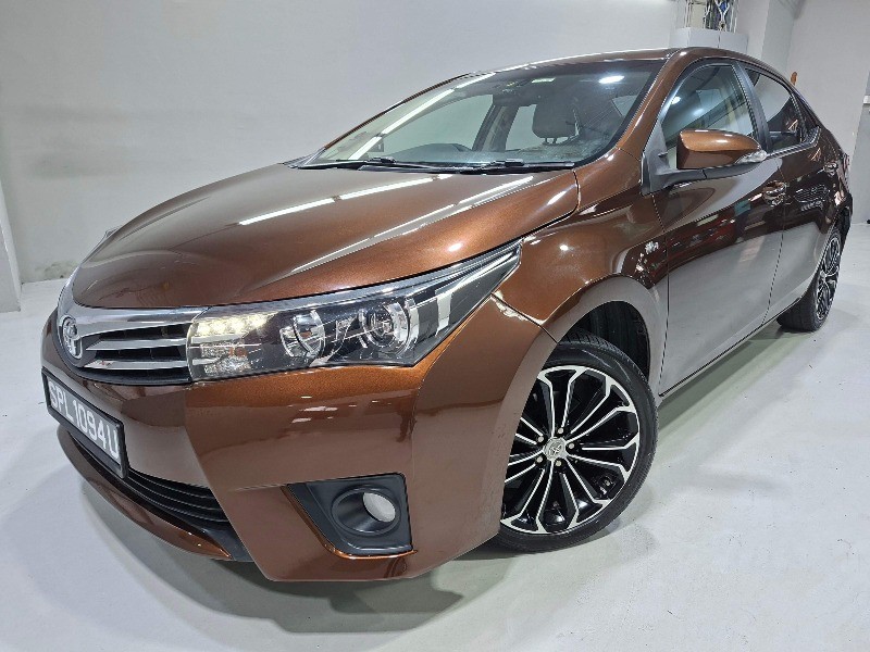 2016 Toyota Corolla Altis