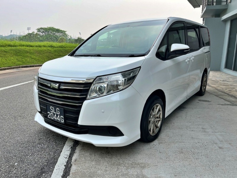 2015 Toyota Noah